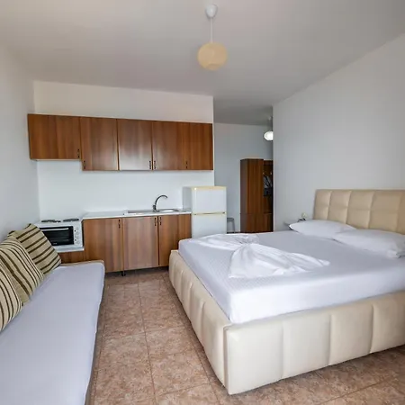 Al Mare Rooms Sarande Exterior photo