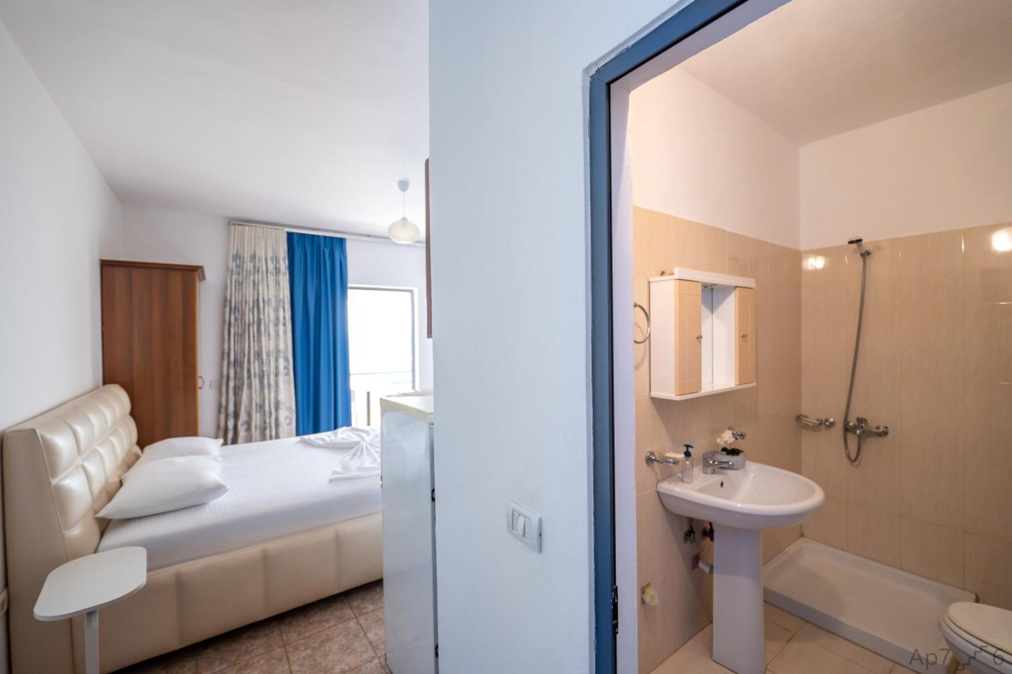 Al Mare Apartment Sarande